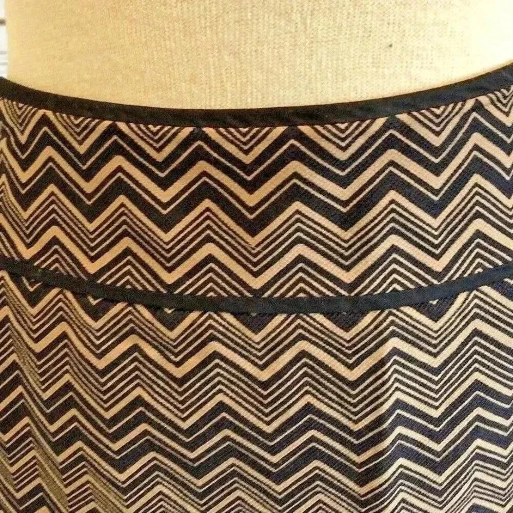 ANN TAYLOR LOFT Women Fully Lined Above the Knee Zig-Zag Brown Black Skirt Sz 6